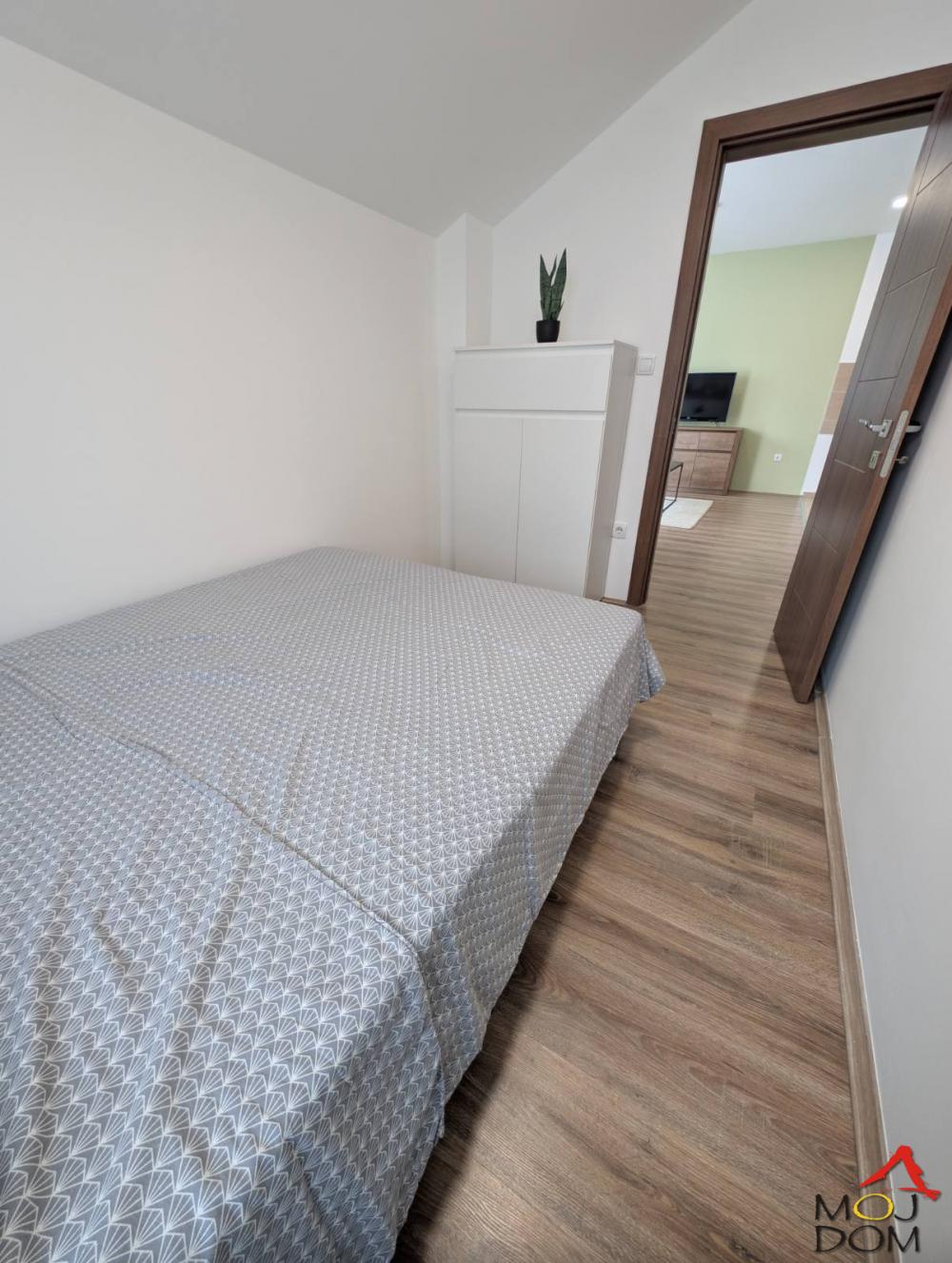 Slika 9 - Stan,NOVI SAD,ADICE,kv: 37, € 99000, ID: 1032475