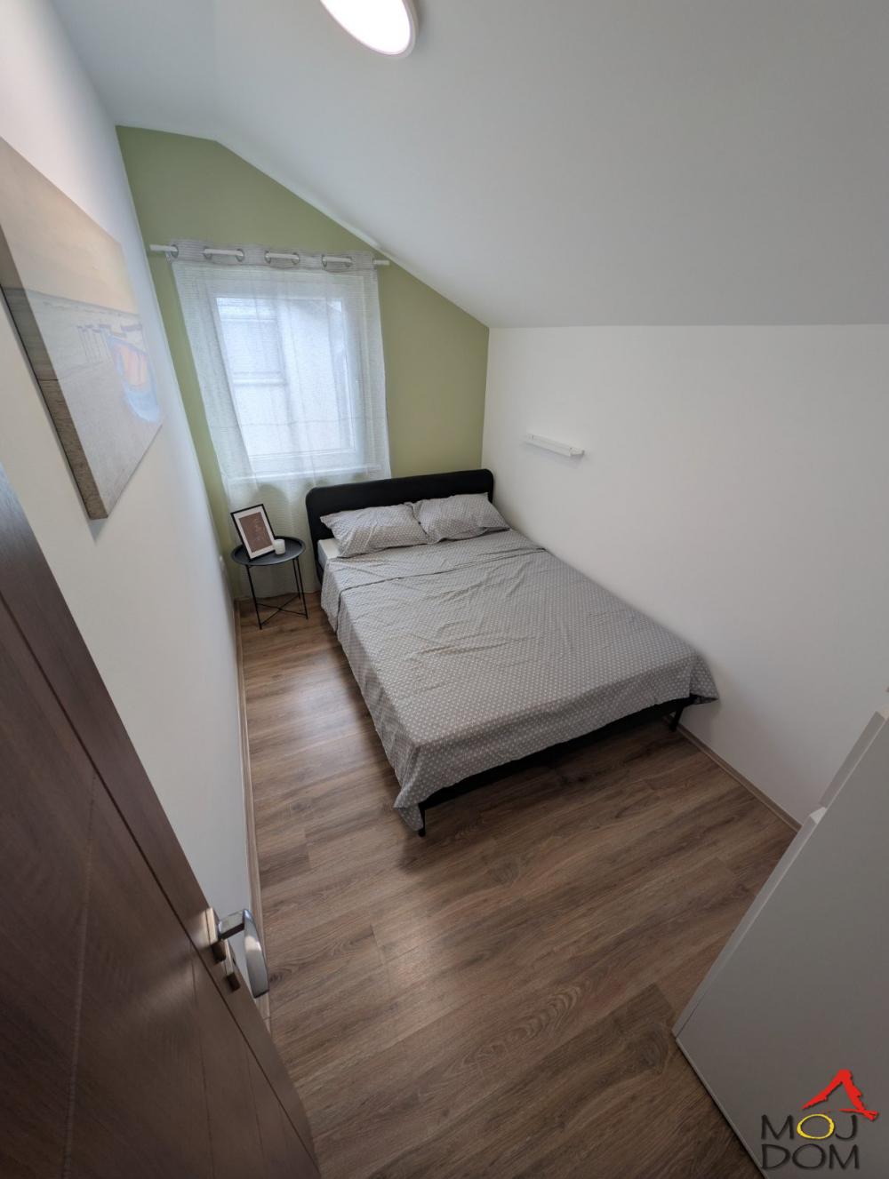 Slika 8 - Stan,NOVI SAD,ADICE,kv: 37, € 99000, ID: 1032475