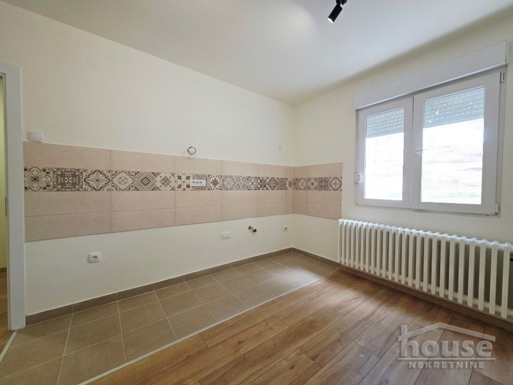 Slika 3 - Stan,NOVI SAD,SAJAM,kv: 37.00, € 120000, ID: 1065964