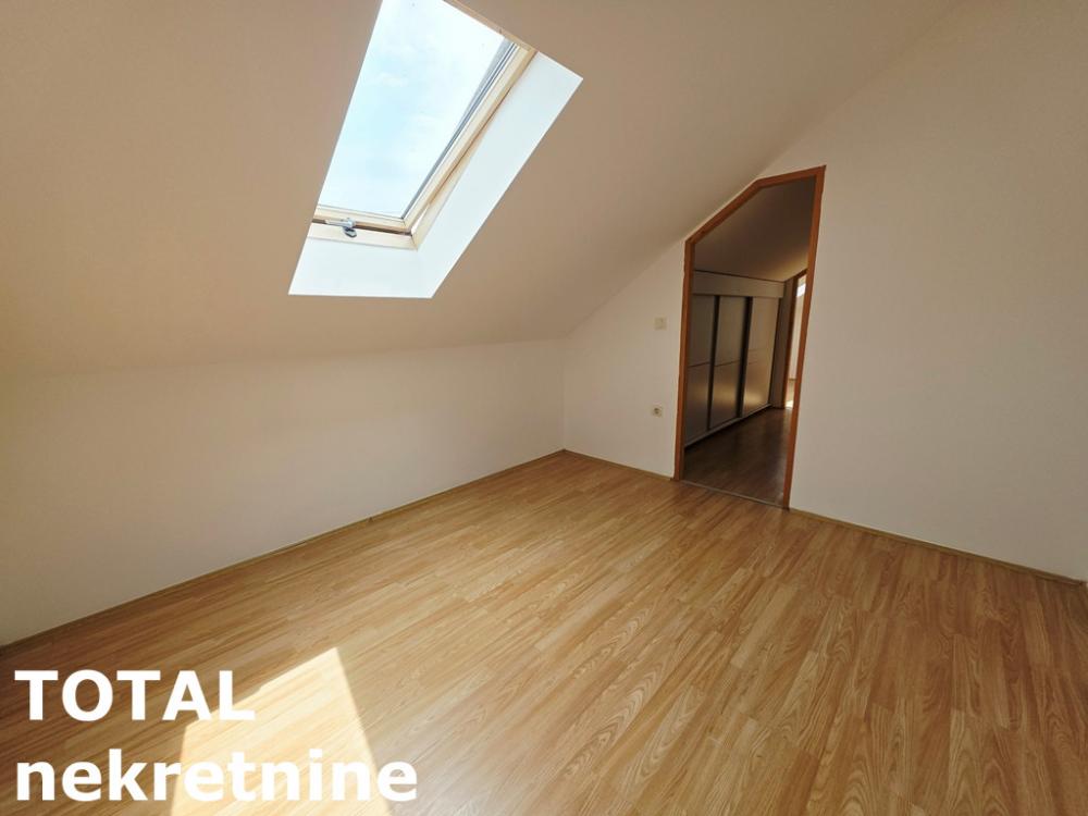 Slika 10 - Stan,NOVI SAD,BULEVAR,kv: 51.00, € 199000, ID: 1102826