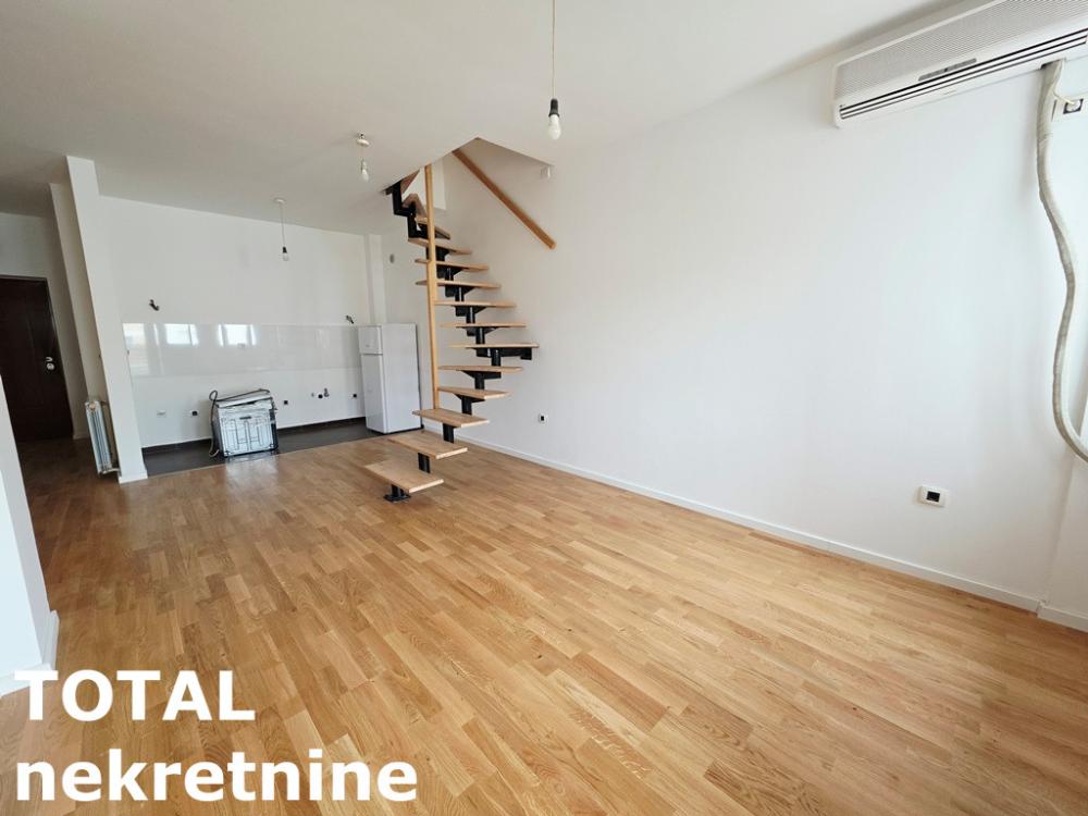 Slika 1 - Stan,NOVI SAD,BULEVAR,kv: 51.00, € 199000, ID: 1102826