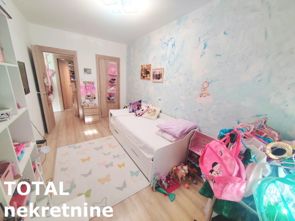 Slika 8 - Stan,NOVI SAD,LIPOV GAJ,kv: 51.00, € 120000, ID: 1102829