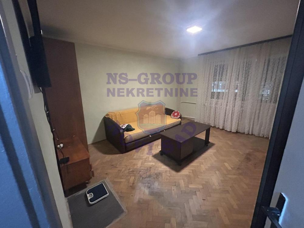 Slika 1 - Dvosoban, 46m2, Satelit Novi Sad, sa terasom