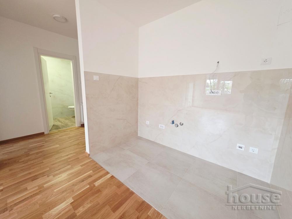Slika 4 - Stan,NOVI SAD,TELEP,kv: 42.00, € 126000, ID: 1066012