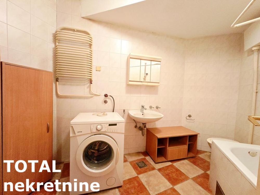 Slika 4 - Stan,NOVI SAD,GRBAVICA,kv: 27.00, € 88000, ID: 1102852