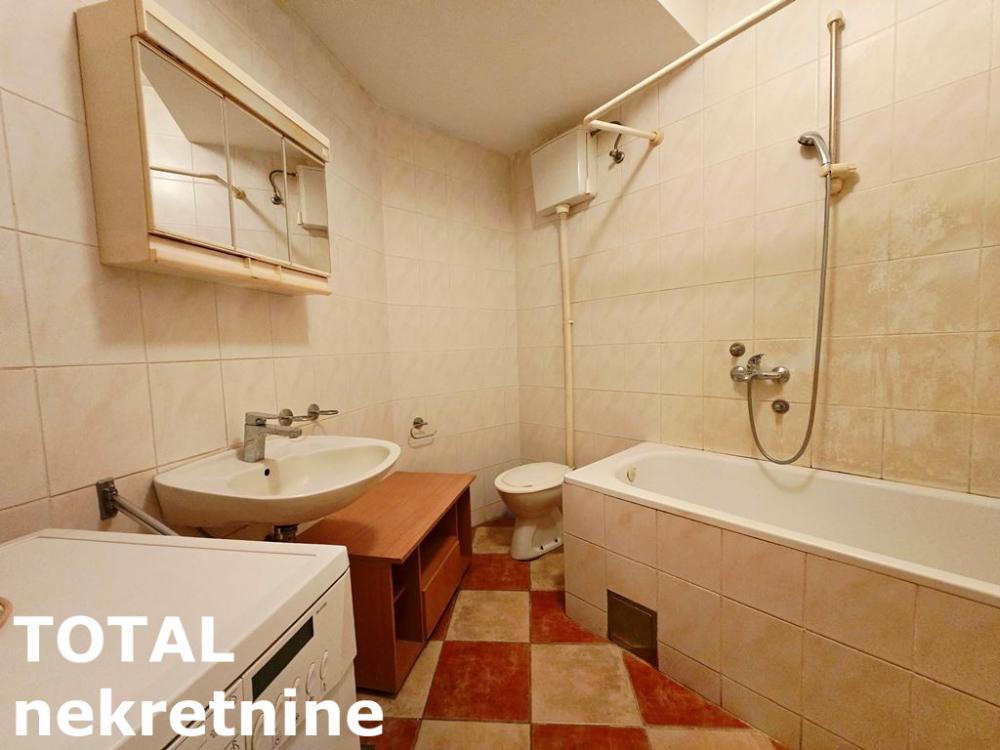 Slika 3 - Stan,NOVI SAD,GRBAVICA,kv: 27.00, € 88000, ID: 1102852