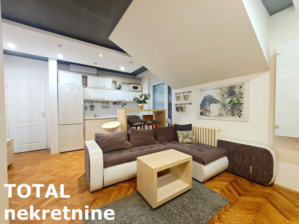 Slika 1 - Stan,NOVI SAD,CENTAR,kv: 40.00, € 116000, ID: 1102866