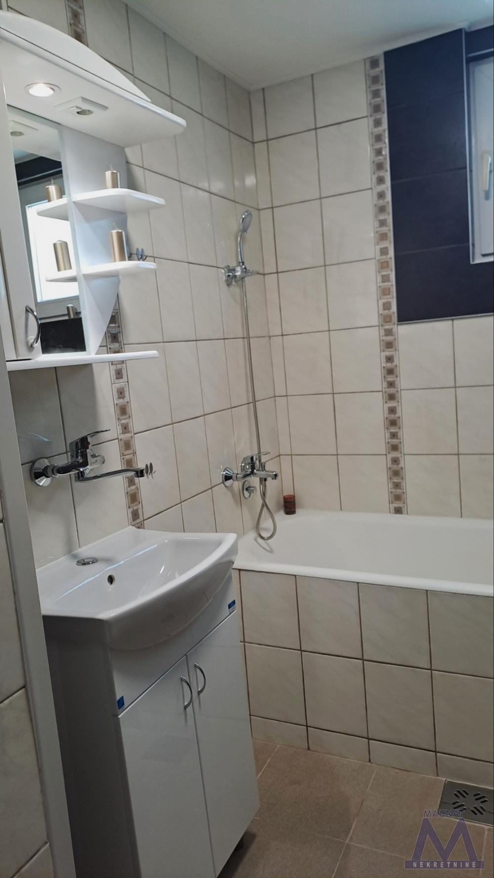 Slika 5 - Stan,NOVI SAD,SAJAM,kv: 37, € 123600, ID: 1019400