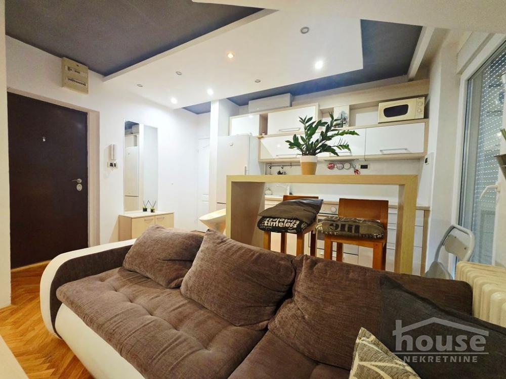 Slika 3 - Stan,NOVI SAD,CENTAR,kv: 40.00, € 116000, ID: 1066020