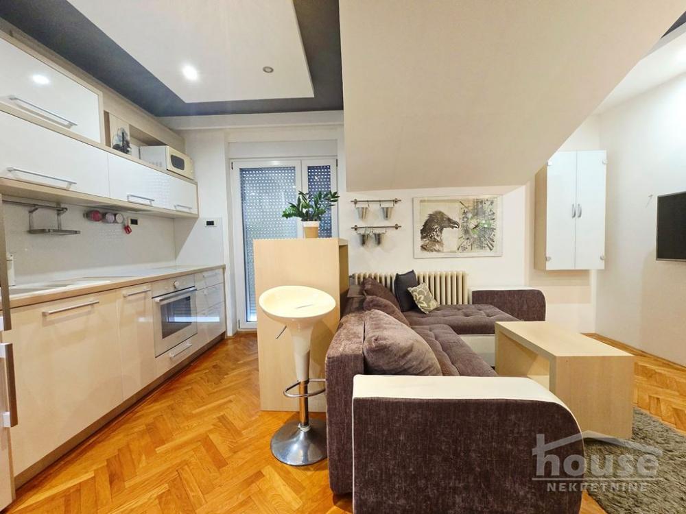 Slika 1 - Stan,NOVI SAD,CENTAR,kv: 40.00, € 116000, ID: 1066020