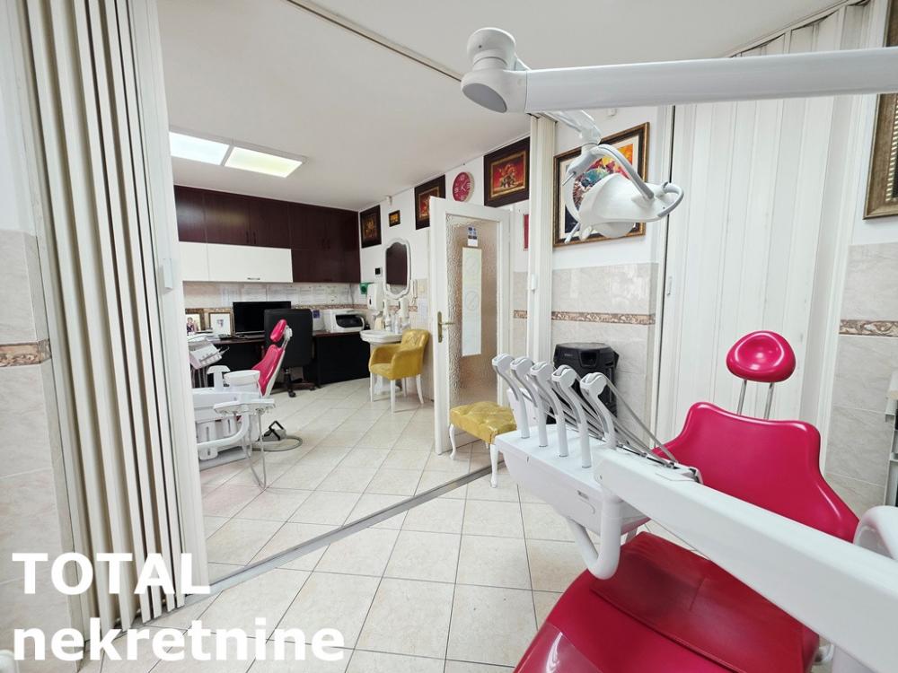 Slika 5 - Stan,NOVI SAD,CENTAR,kv: 37.00, € 110000, ID: 1102855