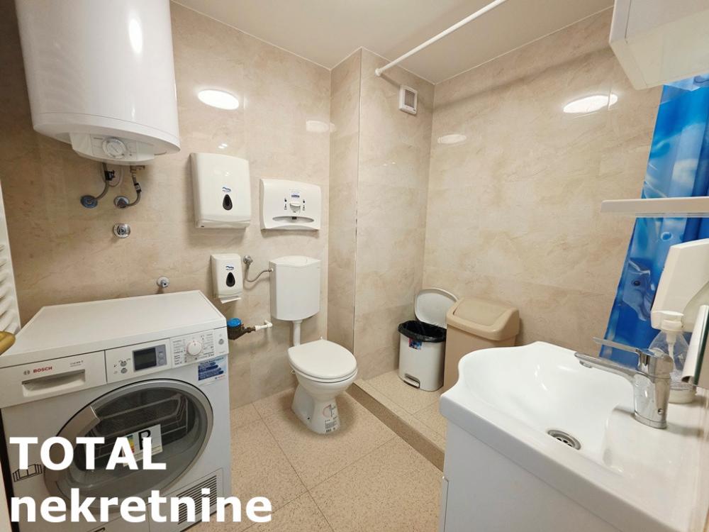 Slika 7 - Stan,NOVI SAD,CENTAR,kv: 37.00, € 110000, ID: 1102855