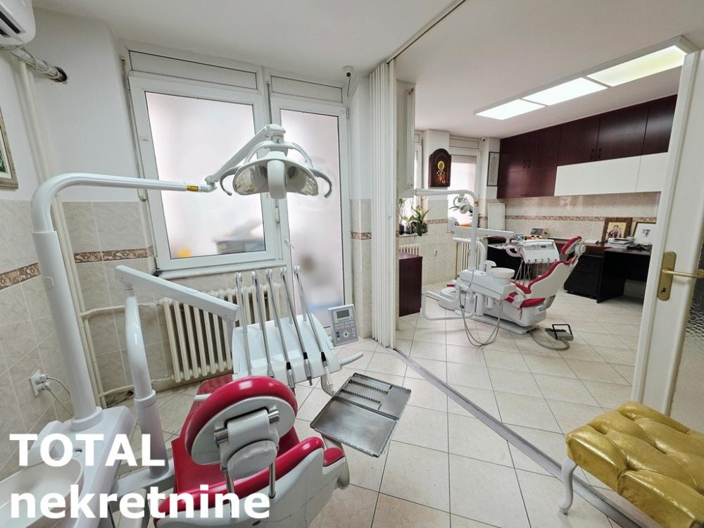 Slika 4 - Stan,NOVI SAD,CENTAR,kv: 37.00, € 110000, ID: 1102855