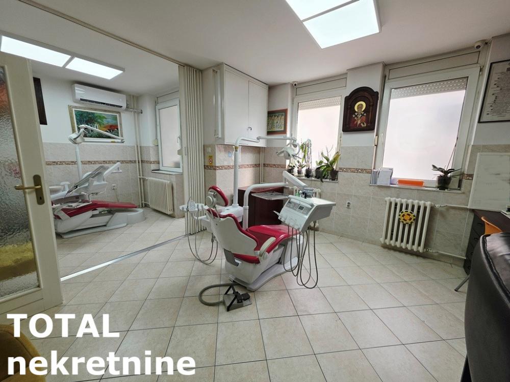 Slika 1 - Stan,NOVI SAD,CENTAR,kv: 37.00, € 110000, ID: 1102855