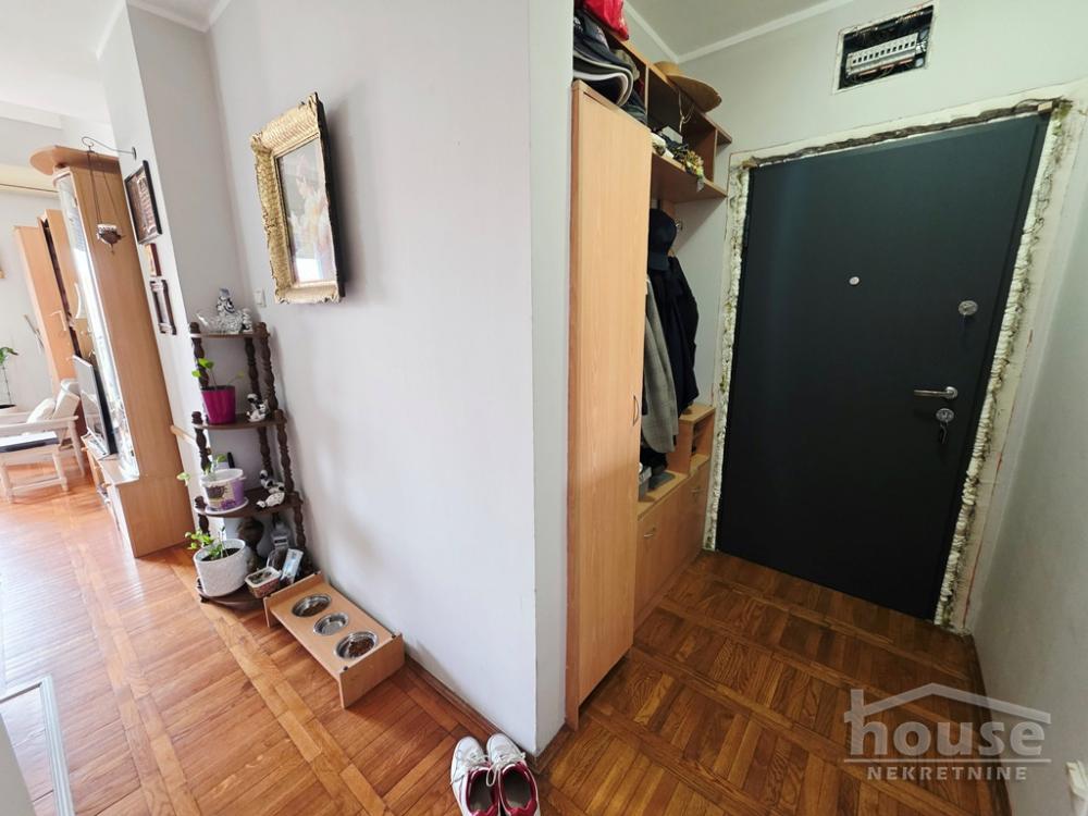 Slika 3 - Stan,NOVI SAD,NOVA DETELINARA,kv: 72.00, € 144000, ID: 1065997