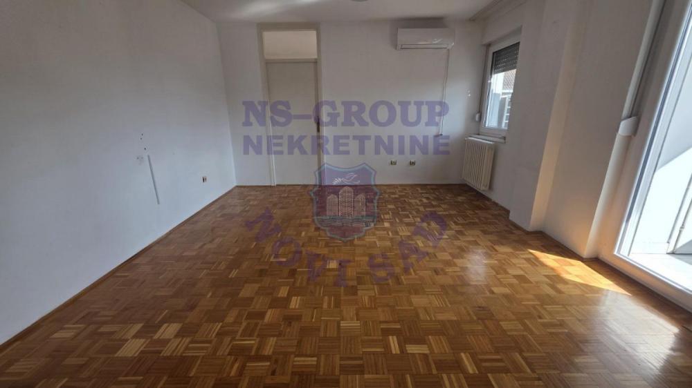 Slika 3 - Fantastičan trosoban stan na Novoj Detelinari