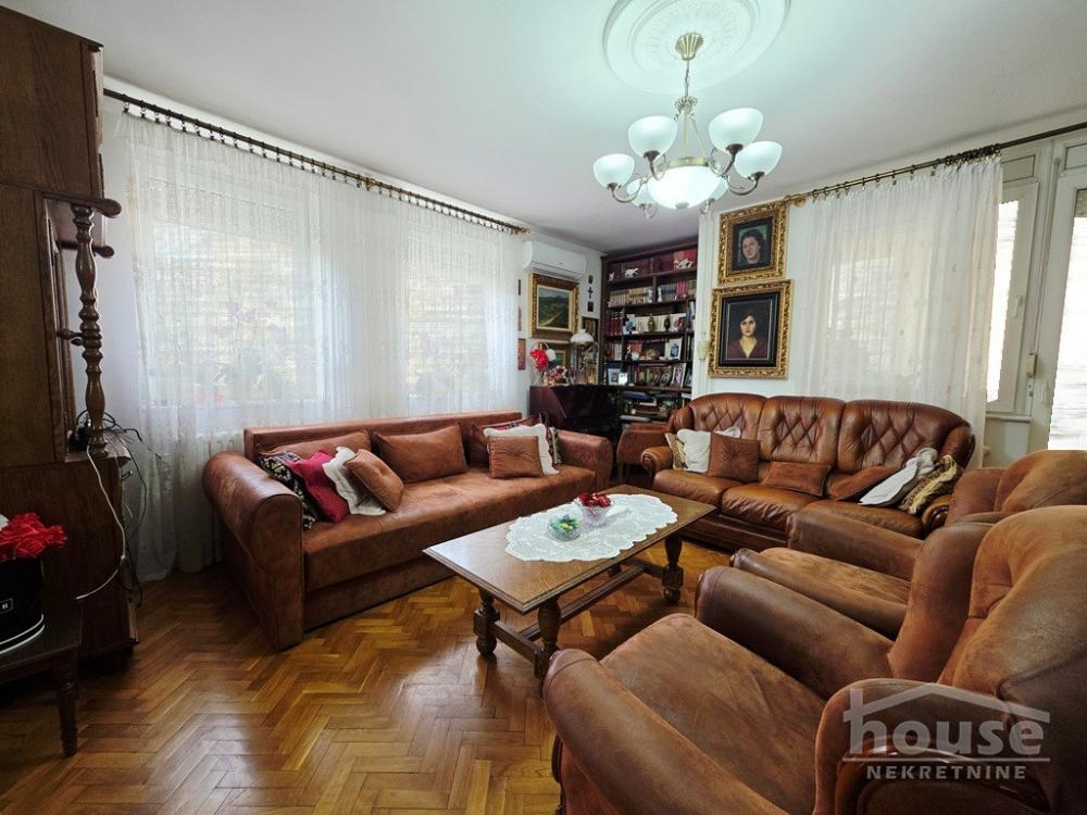 Slika 1 - Stan,NOVI SAD,CENTAR,kv: 104.00, € 250000, ID: 1066005