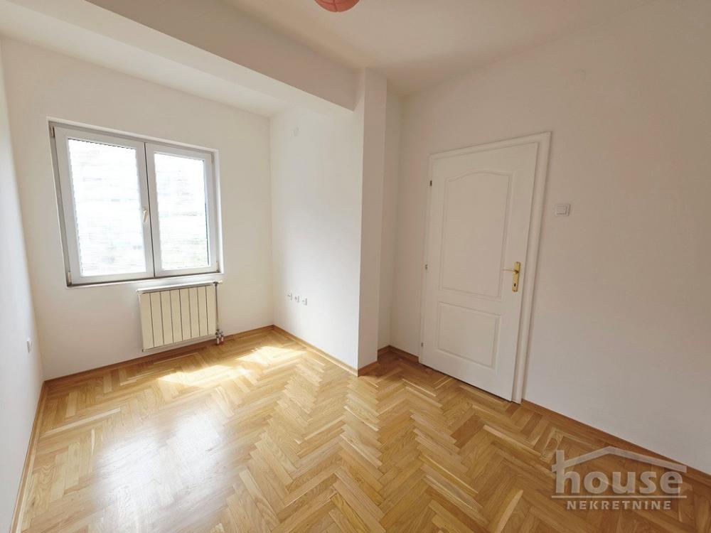Slika 7 - Stan,NOVI SAD,BULEVAR EVROPE,kv: 43.00, € 130000, ID: 1064818