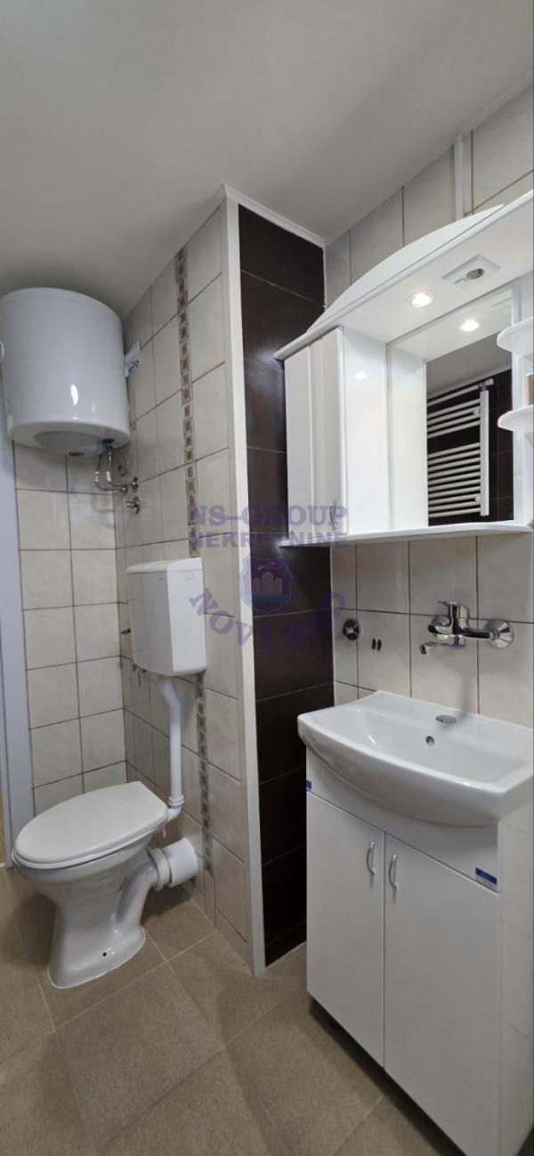 Slika 10 - Š-573882-Komplet renoviran