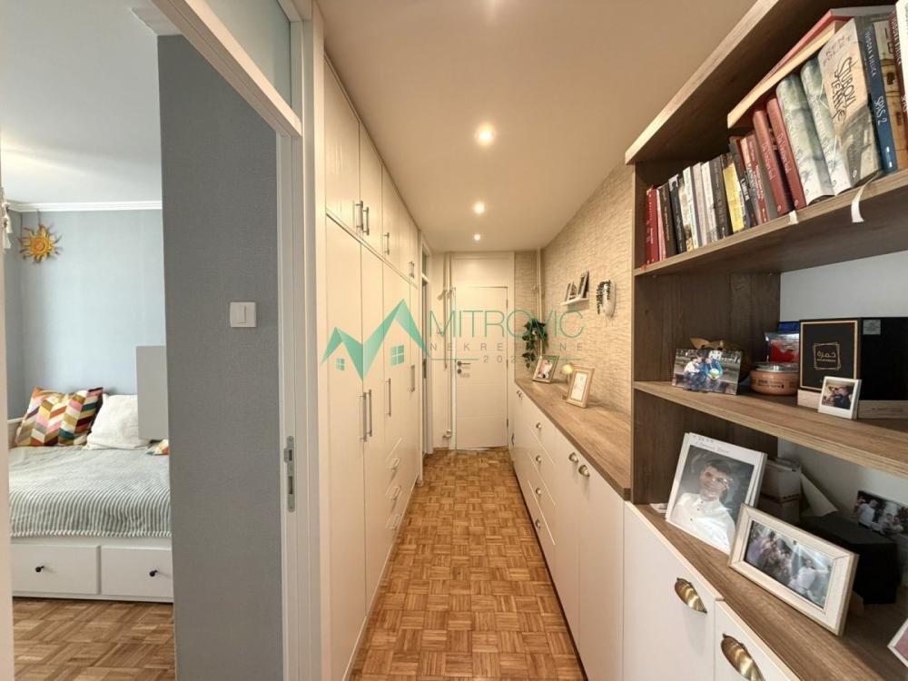 Slika 9 - Narodnog fronta, kompletno opremljen stan sa dvorištem, +30m2.