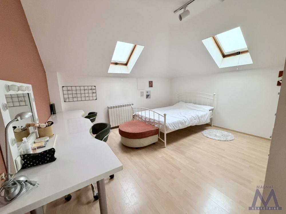 Slika 11 - Stan,NOVI SAD,LIPOV GAJ,kv: 131, € 267800, ID: 1019401