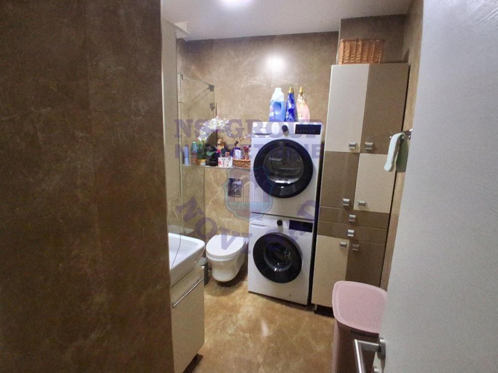 Slika 3 - Dvosoban, 40m2, Novi Sad centar Novi Sad, ima lift