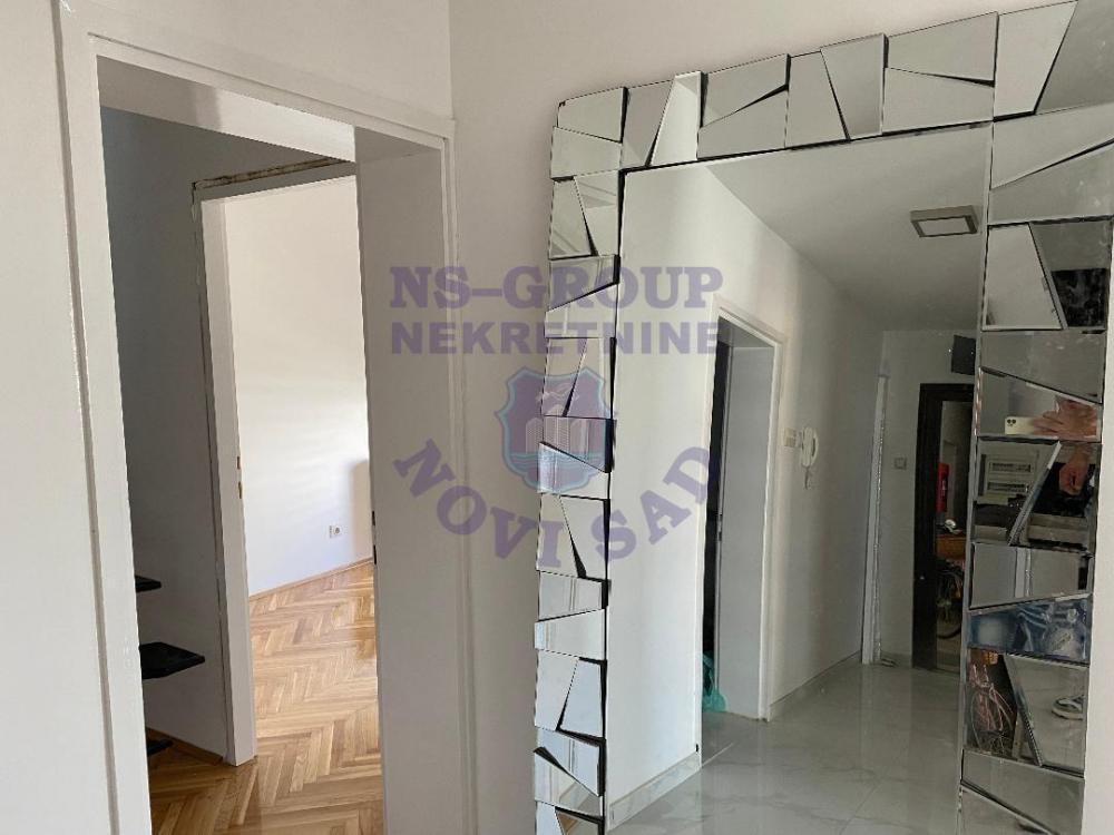 Slika 7 - 526106-Odličan petosoban dupleks na Bulevaru Evrope