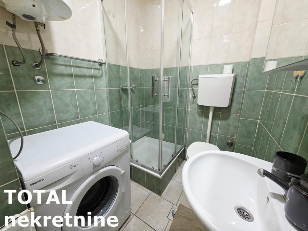 Slika 8 - Stan,NOVI SAD,GRBAVICA,kv: 36.00, € 100800, ID: 1102875