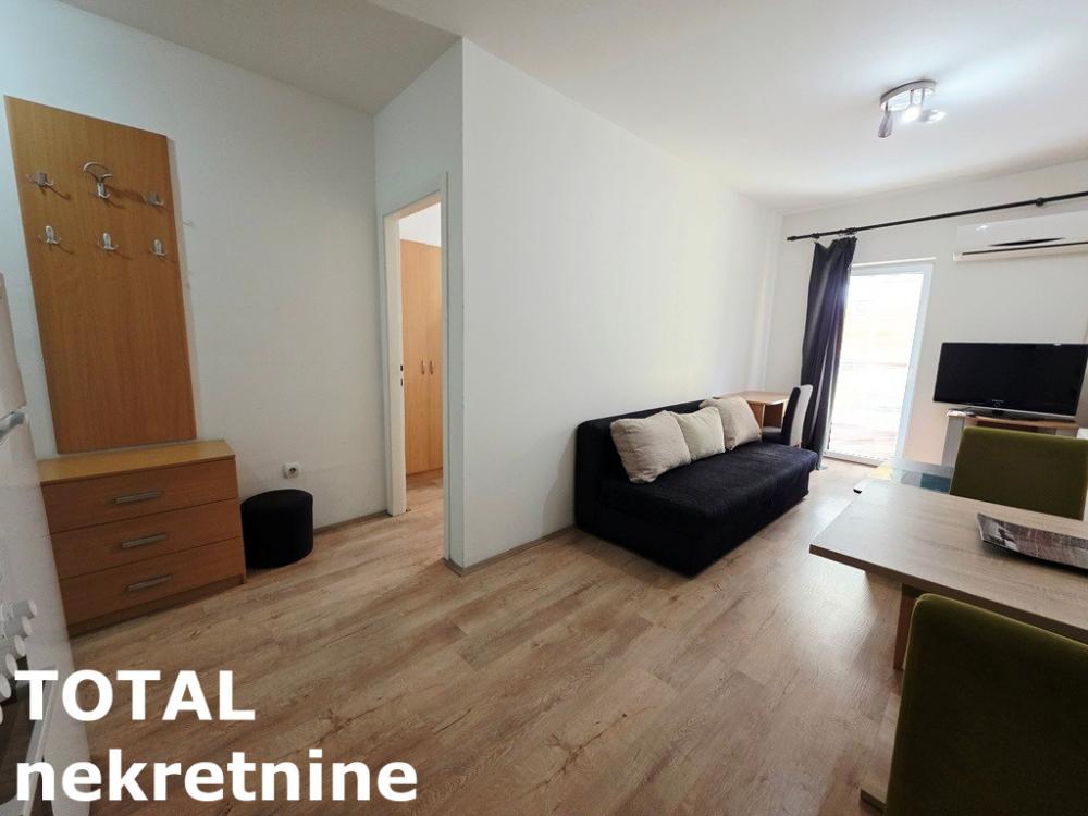 Slika 3 - Stan,NOVI SAD,GRBAVICA,kv: 36.00, € 100800, ID: 1102875