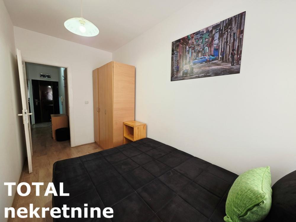 Slika 7 - Stan,NOVI SAD,GRBAVICA,kv: 36.00, € 100800, ID: 1102875