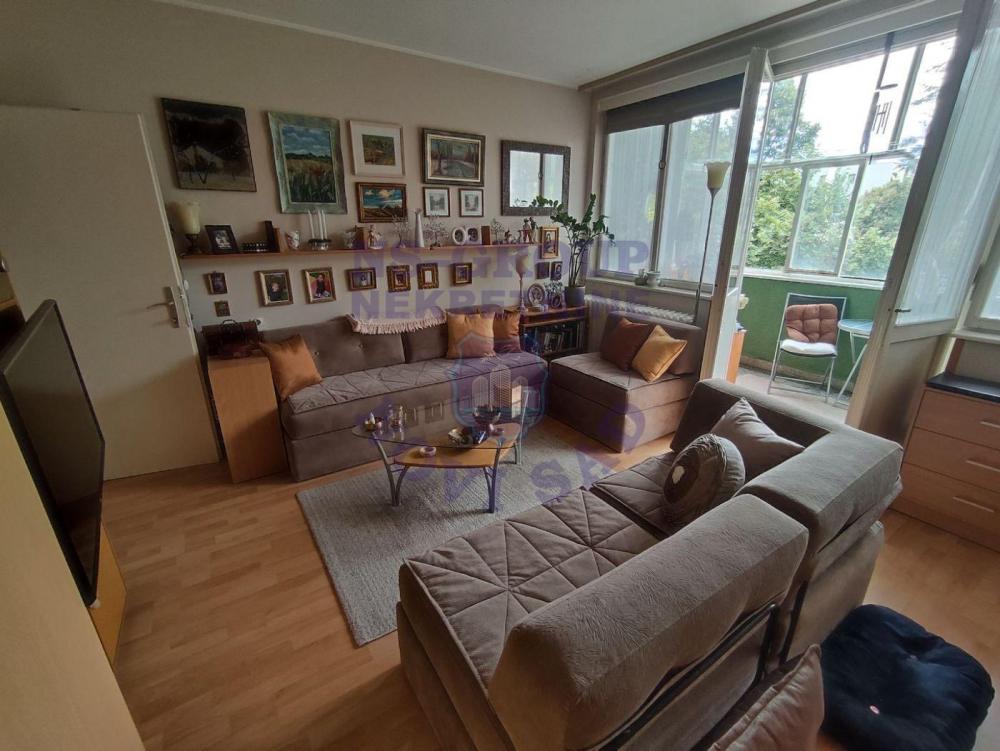 Slika 1 - Dvosoban, 57m2, Banatić Novi Sad, sa terasom