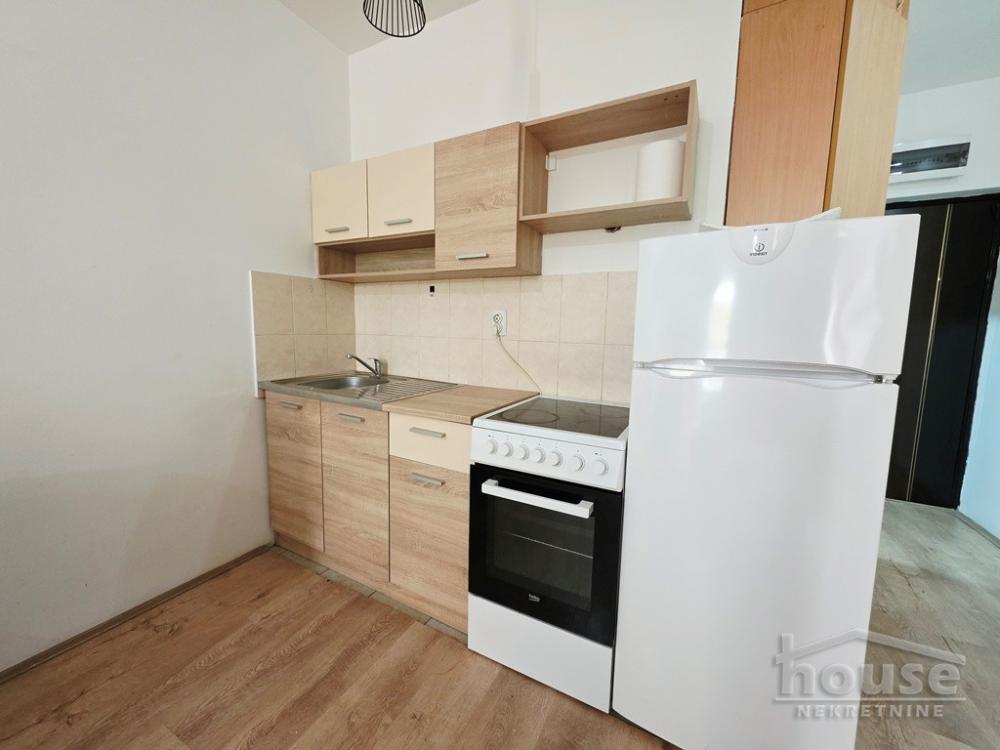Slika 3 - Stan,NOVI SAD,GRBAVICA,kv: 36.00, € 100800, ID: 1066029