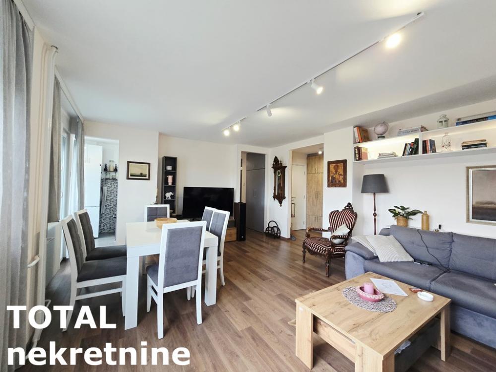 Slika 5 - Stan,NOVI SAD,BULEVAR,kv: 76.00, € 220000, ID: 1102857