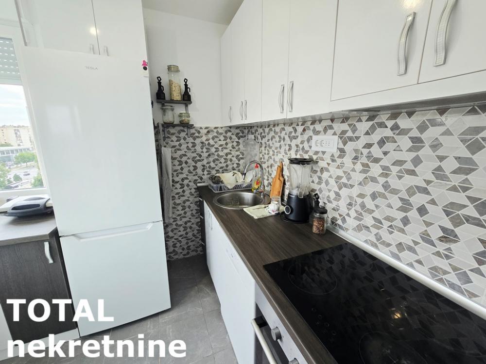 Slika 7 - Stan,NOVI SAD,BULEVAR,kv: 76.00, € 220000, ID: 1102857