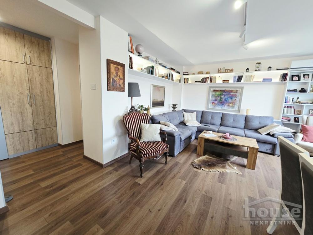 Slika 3 - Stan,NOVI SAD,BULEVAR,kv: 76.00, € 220000, ID: 1066011