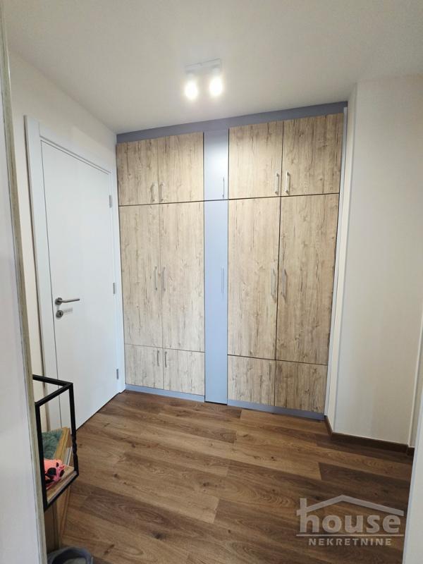 Slika 10 - Stan,NOVI SAD,BULEVAR,kv: 76.00, € 220000, ID: 1066011