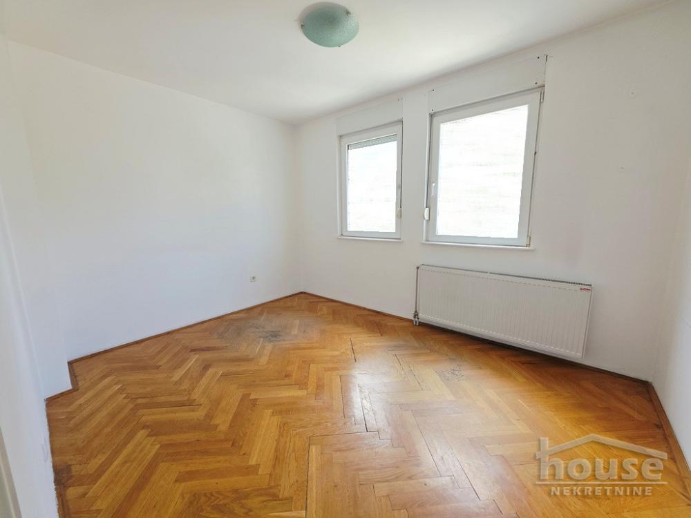 Slika 5 - Stan,NOVI SAD,BULEVAR,kv: 83.00, € 215800, ID: 1066025