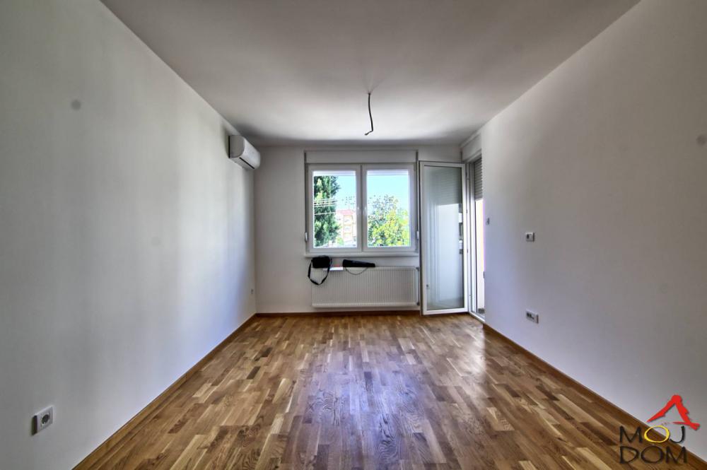 Slika 2 - Stan,NOVI SAD,TELEP,kv: 42, € 129780, ID: 1032480