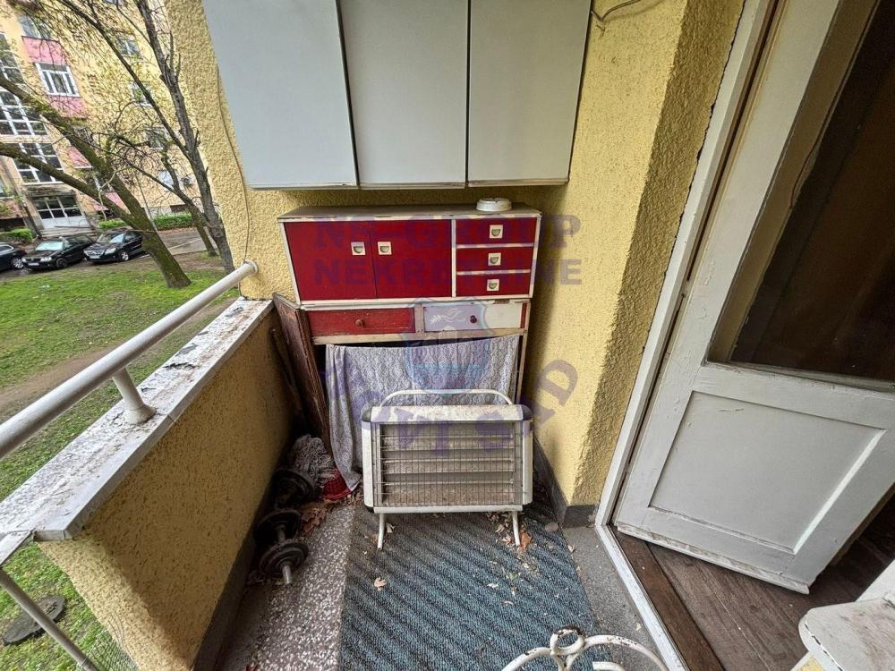 Slika 0 - Na prodaju stan na staroj detelinari 