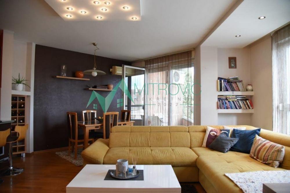 Slika 1 - Na prodaju prostran duplex od 131 m² u naselju Lipov Gaj (šifra oglasa 1004515) 
