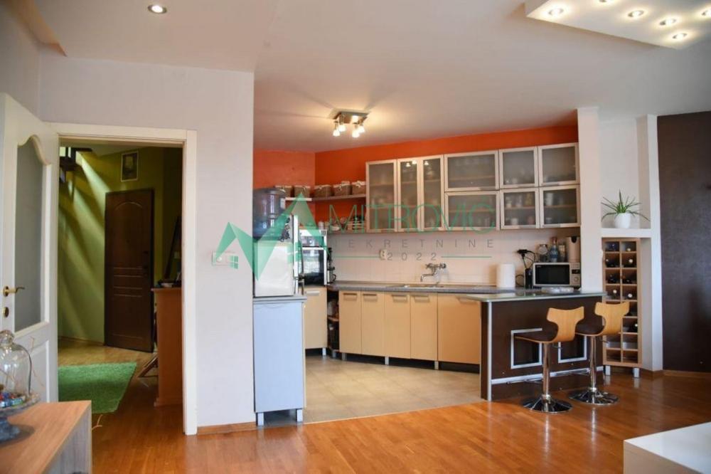Slika 6 - Na prodaju prostran duplex od 131 m² u naselju Lipov Gaj (šifra oglasa 1004515) 