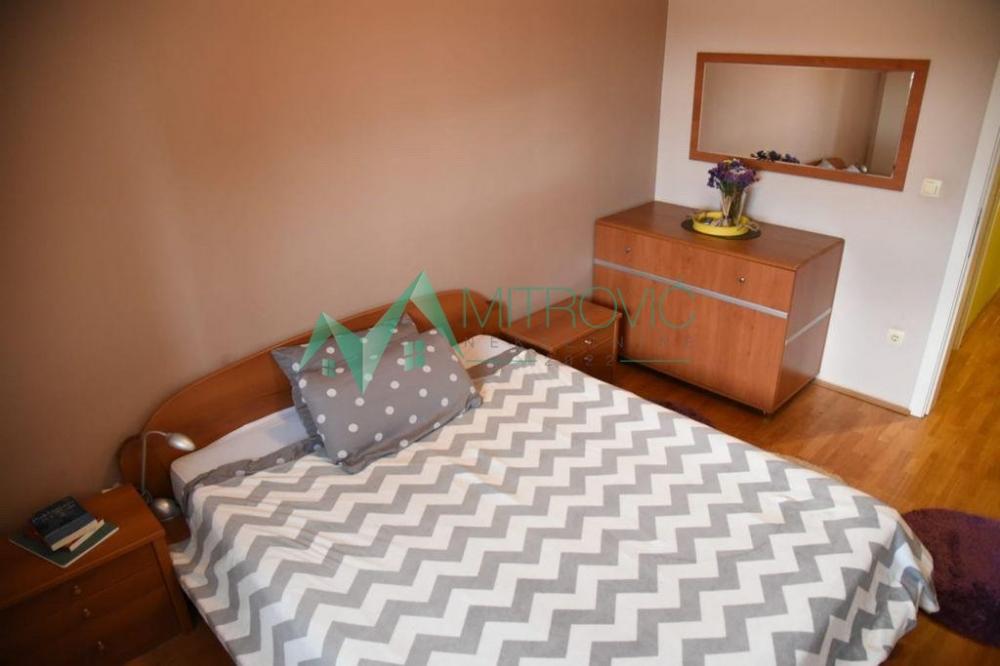 Slika 8 - Na prodaju prostran duplex od 131 m² u naselju Lipov Gaj (šifra oglasa 1004515) 