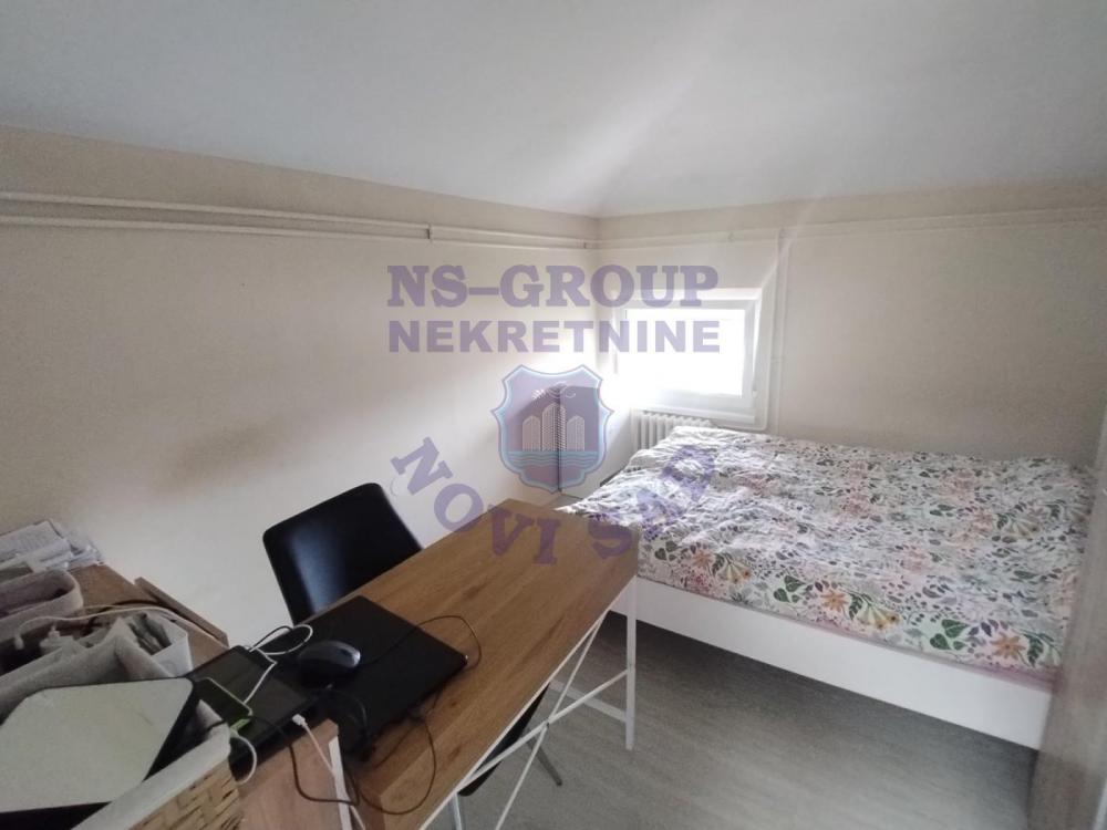 Slika 4 - Odličan dvoiposoban stan na Novom Naselju!