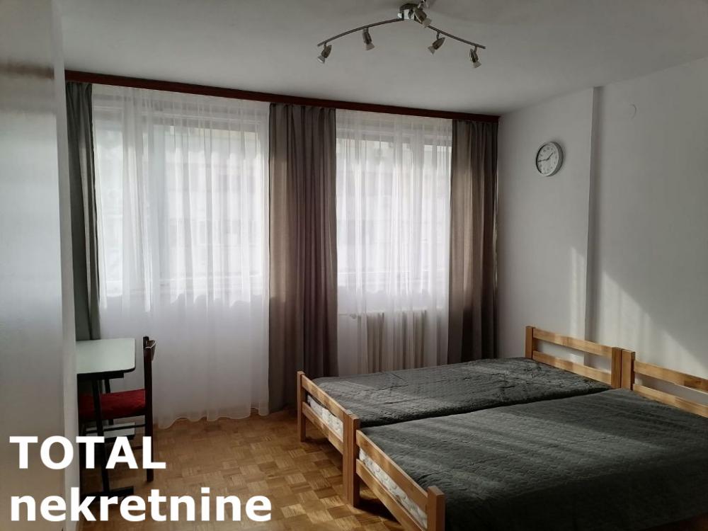 Slika 3 - Stan,NOVI SAD,LIMAN 1,kv: 40.00, € 120000, ID: 1102491