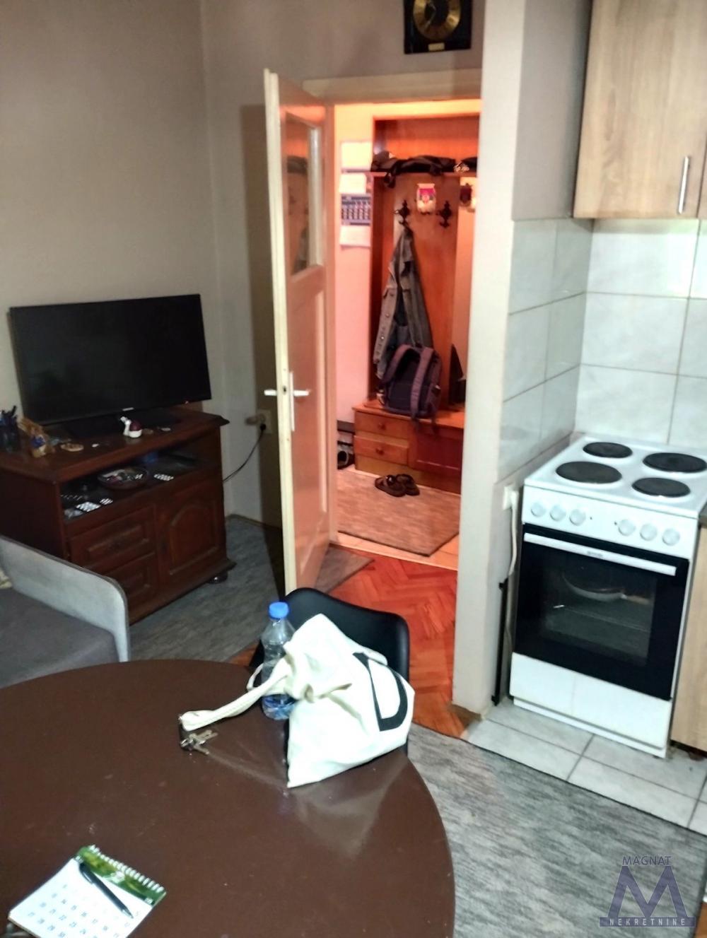 Glavna slika -Stan,NOVI SAD,SATELIT,kv: 33, € 84000, ID: 1019406