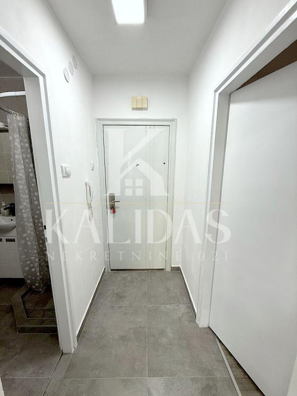 Slika 4 - Stan,NOVI SAD,SATELIT,kv: 31, € 99900, ID: 1008879
