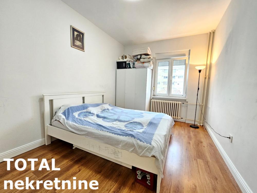 Slika 11 - Stan,NOVI SAD,CENTAR,kv: 86.00, € 260000, ID: 1099733