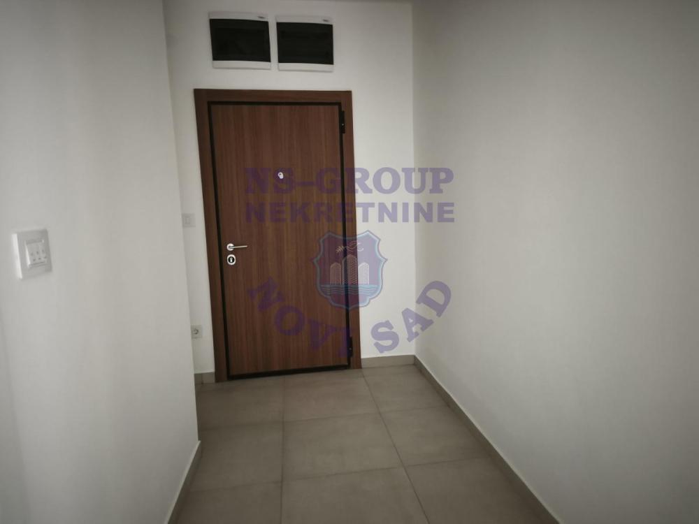 Slika 0 - Četvorosoban, 87m2, Telep Novi Sad, sa terasom, ima lift