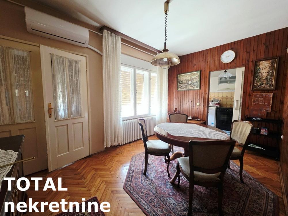 Slika 10 - Stan,NOVI SAD,CENTAR,kv: 130.00, € 399000, ID: 1102880