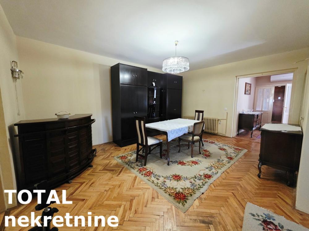 Slika 4 - Stan,NOVI SAD,CENTAR,kv: 130.00, € 399000, ID: 1102880